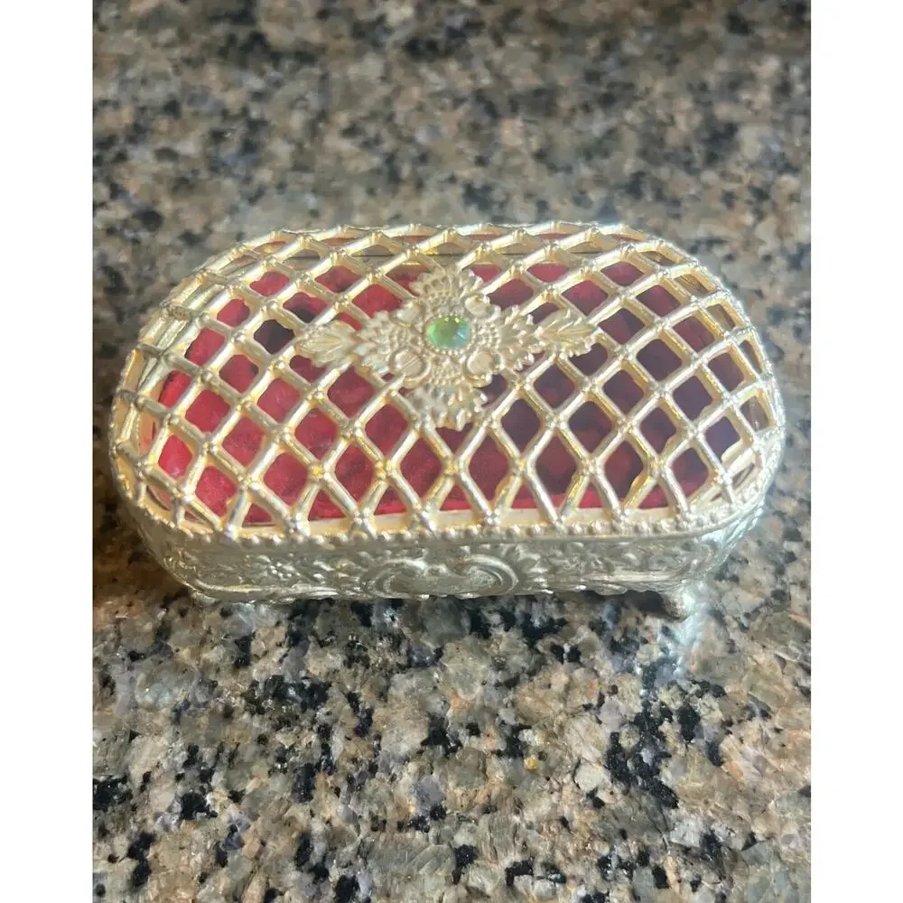 Vtg Embossed Footed Trinket Jewelry Box Red Velvet Lined Japan